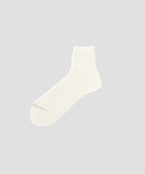 MARGARET HOWELL（マーガレットハウエル）の「COTTON SHORT RIB SOCKS（ソックス/靴下・メンズ・ホワイト/カーキ/ブラック・FREE）」の2枚目の写真