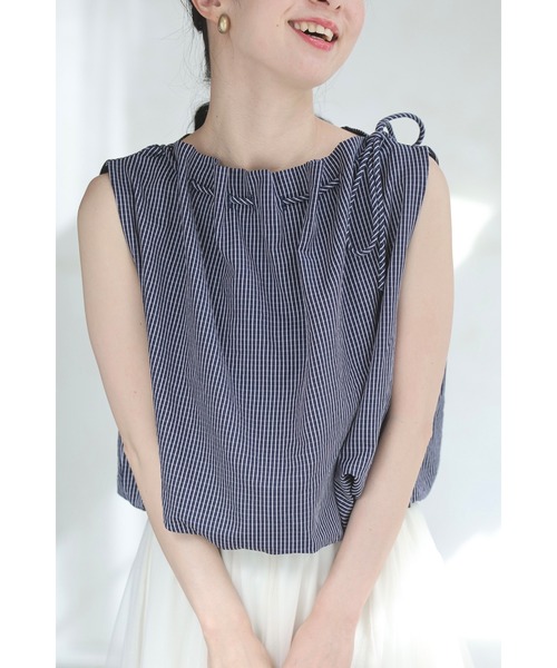 cawaii(カワイイ)の「ギャザーネックのバルーンシルエットカットソートップス(Tシャツ/カットソー・レディース・ネイビー・FREE)」の1枚目の写真