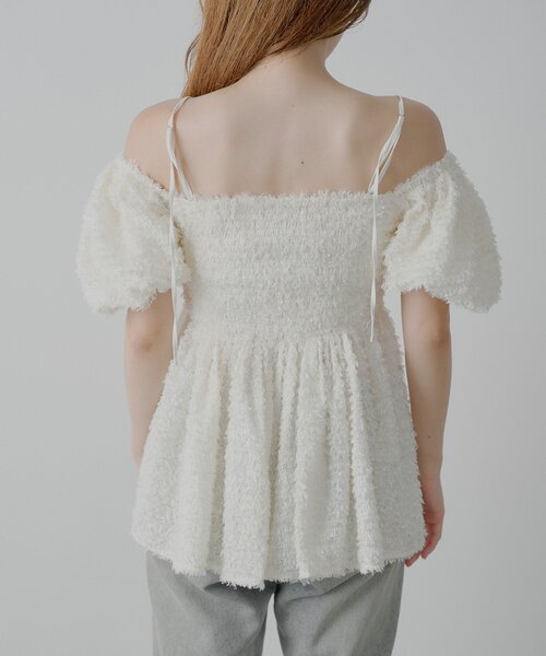 Chico（チコ）の「フェザーペプラムブラウス（シャツ/ブラウス