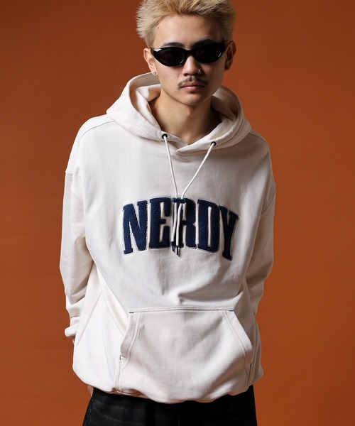NERDY（ノルディ）の「ブークレロゴプルオーバーフーディー（パーカー・メンズ・ベージュ/ブラック/ネイビー・M/L/S/LL）」の20枚目の写真