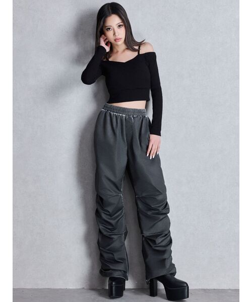 GYDA（ジェイダ）の「カシュクールデザインオフショルトップス（Tシャツ/カットソー・レディース・オフホワイト/ブラック/レッド・FREE）」の6枚目の写真