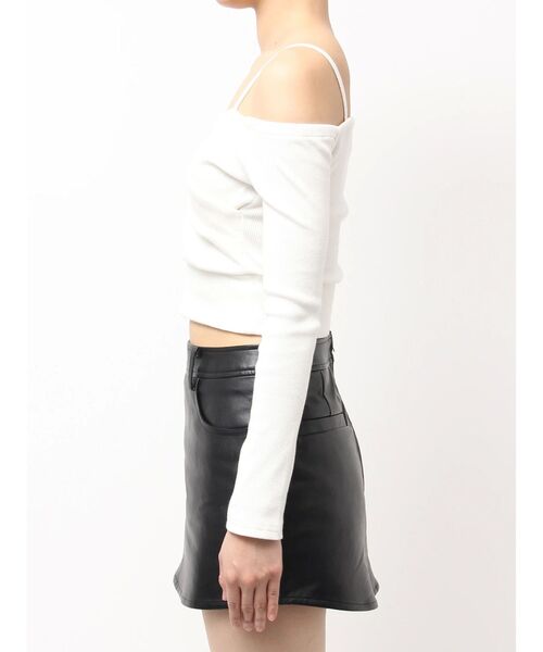 GYDA（ジェイダ）の「カシュクールデザインオフショルトップス（Tシャツ/カットソー・レディース・オフホワイト/ブラック/レッド・FREE）」の16枚目の写真