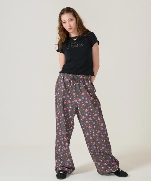 TINA:JOJUN(ティーナジョジュン)の「ラインストーン コンパクト Tシャツ TINA:JOJUN(Tシャツ/カットソー・レディース・ブラック/ホワイト・M)」の14枚目の写真