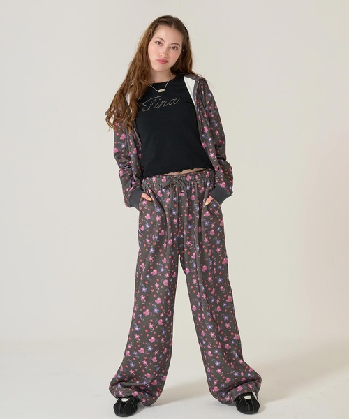 TINA:JOJUN(ティーナジョジュン)の「ラインストーン コンパクト Tシャツ TINA:JOJUN(Tシャツ/カットソー・レディース・ブラック/ホワイト・M)」の8枚目の写真