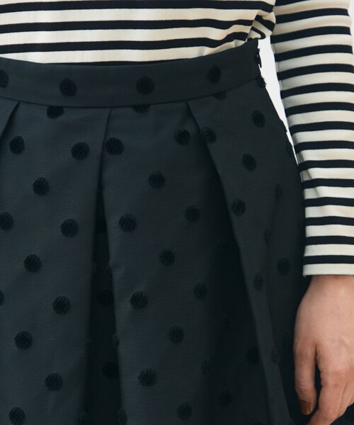 TOMORROWLAND collection（トゥモローランドコレクション）の「モールポルカドット コクーンスカート（スカート・レディース・ブラック・34/36）」の6枚目の写真