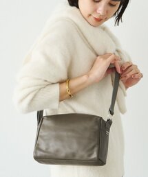 《WEB限定》レザースクエアショルダーバッグ