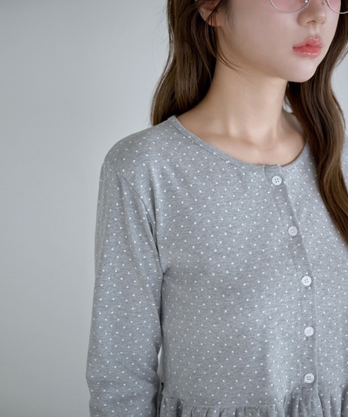 UNE MANSION（ユヌマンション）の「【UNE ORIGINAL】ラブリードットパターンダブルフリルカーディン（カーディガン/ボレロ・レディース・ピンク/ブラック/グレー/ホワイト・SMALL/MEDIUM）」の16枚目の写真