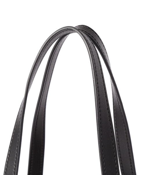 NATURAL BEAUTY BASIC（ナチュラルビューティーベーシック）の「◇ドロップリボントートバッグ（トートバッグ・レディース・ブラック/オフホワイト・ﾌﾘ-）」の6枚目の写真