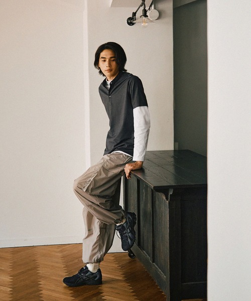 ASICS(アシックス)の「GEL-NIMBUS 10.1 / ゲルニンバス 10.1(スニーカー・メンズ・ブラック×グレー・23/25.5/24.5/25/24/23.5/28/29/28.5/26/26.5/27.5/27/29.5)」の18枚目の写真