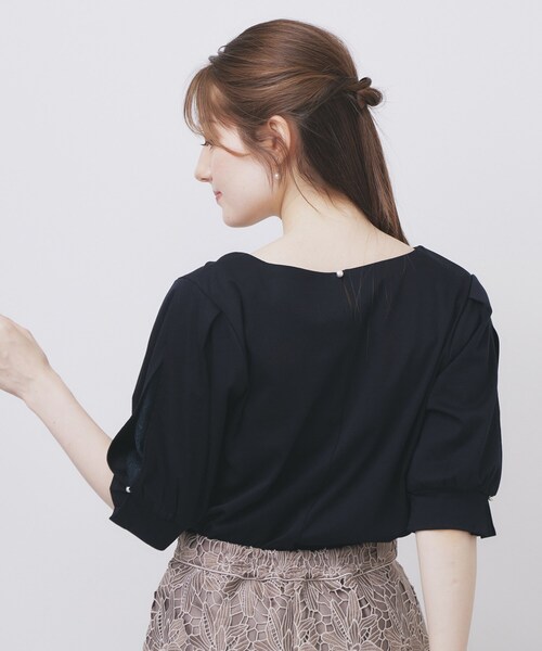 index（インデックス）の「レースドッキングスリーブトップス【洗濯機洗い可/UVケア】（Tシャツ/カットソー・レディース・オフホワイト/サンドベージュ/ネイビー/グリーン系・36/38/40/42）」の14枚目の写真