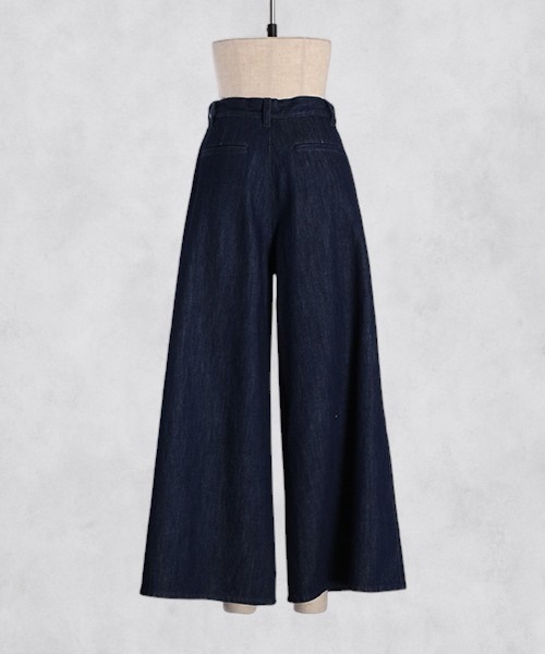 INTERPLANET（インタープラネット）の「ワンタックワイドデニムパンツ（デニムパンツ・レディース・インディゴブルー/ブラック・マルチサイズ）」の4枚目の写真
