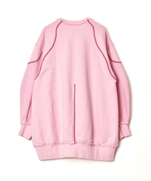 AULA AILA(アウラアイラ)の「ウェーブビッグカラースウェット(スウェット・レディース・イエロー×グリーン/ブラック/パープル/ピンク・0)」の19枚目の写真