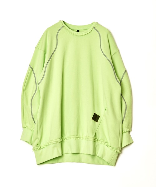 AULA AILA(アウラアイラ)の「ウェーブビッグカラースウェット(スウェット・レディース・イエロー×グリーン/ブラック/パープル/ピンク・0)」の22枚目の写真