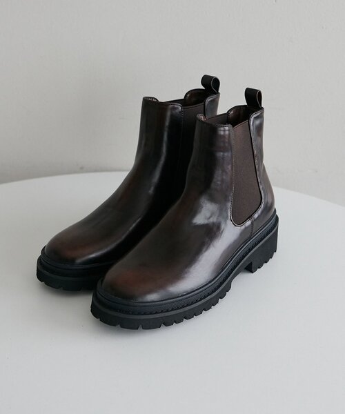 DISCOAT（ディスコート）の「サイドゴアチェルシーブーツ（ブーツ・レディース・ブラウン/ブラック・MEDIUM/LARGE）」の14枚目の写真