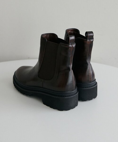 DISCOAT（ディスコート）の「サイドゴアチェルシーブーツ（ブーツ・レディース・ブラウン/ブラック・MEDIUM/LARGE）」の20枚目の写真