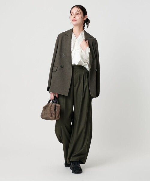 BEAUTY&YOUTH UNITED ARROWS（ビューティーアンドユースユナイテッドアローズ）の「ラッフル スキッパーブラウス ウォッシャブル（シャツ/ブラウス・レディース・ライトグレー/ナチュラル/ホワイト・FREE）」の8枚目の写真