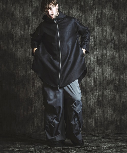 NO ID.(ノーアイディ)の「【NO ID.】Inverted Tuck Hooded Coat / インバーテッド タック フーデッド コート(モッズコート・メンズ・ブラック/グレー・ONE SIZE)」の10枚目の写真
