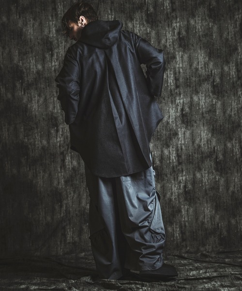 NO ID.(ノーアイディ)の「【NO ID.】Inverted Tuck Hooded Coat / インバーテッド タック フーデッド コート(モッズコート・メンズ・ブラック/グレー・ONE SIZE)」の13枚目の写真