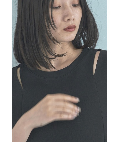 marjour（マージュール）の「SHOULDER SLIT HALF SLEEVE DRESS（ワンピース・レディース・ブラウン/ブラック・02/01）」の21枚目の写真