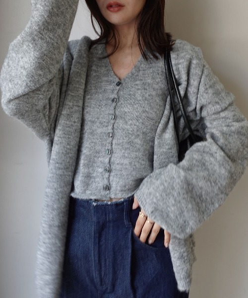 CORNERS(コーナーズ)の「ホルターネックニットカーディガンセット(ニット/セーター・レディース・チャコールグレー/杢グレー/ブラウン・M)」の3枚目の写真
