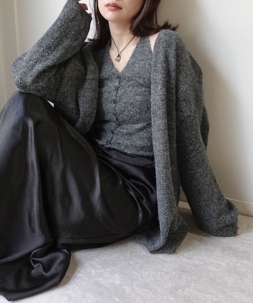 CORNERS(コーナーズ)の「ホルターネックニットカーディガンセット(ニット/セーター・レディース・チャコールグレー/杢グレー/ブラウン・M)」の2枚目の写真