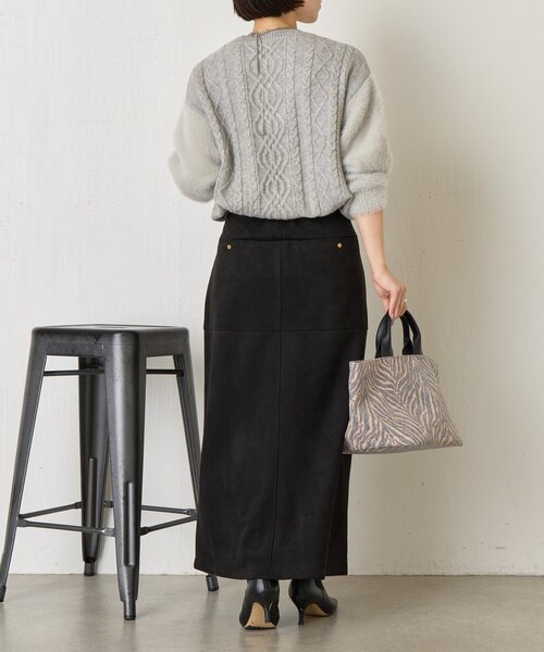 Jena espace merveilleux(ジェナ エスパスメルヴェイユ)の「ラメフェザーケーブルニット(ニット/セーター・レディース・ブルー/チャコールグレー/ライトグレー・FREE)」の7枚目の写真