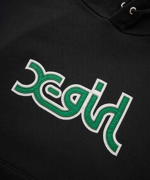 X-girl(エックスガール)の「MILLS LOGO LAYERED PATCH SWEAT HOODIE(パーカー・レディース・アッシュ/ブラック/ネイビー・S/M/L)」の9枚目の写真