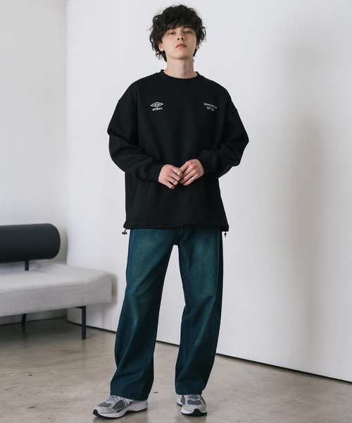 UMBRO(アンブロ)の「UMBRO 別注コラボオーバーサイズ裏起毛ロゴ刺繍ドロストスウェット(スウェット・メンズ・チャコール/ネイビー/杢グレー/ブラック・M/L/XL)」の8枚目の写真