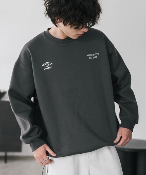 UMBRO(アンブロ)の「UMBRO 別注コラボオーバーサイズ裏起毛ロゴ刺繍ドロストスウェット(スウェット・メンズ・チャコール/ネイビー/杢グレー/ブラック・M/L/XL)」の18枚目の写真