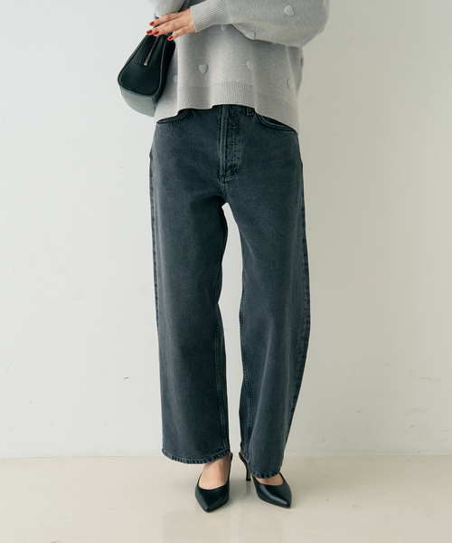 AGOLDE（エーゴールドイー）の「【AGOLDE/エーゴールドイー】ARC JEAN IN SYMBOLIC クロップド丈デニム（デニムパンツ・レディース・ブラック・24/26/25）」の2枚目の写真