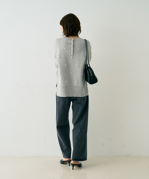 AGOLDE（エーゴールドイー）の「【AGOLDE/エーゴールドイー】ARC JEAN IN SYMBOLIC クロップド丈デニム（デニムパンツ・レディース・ブラック・24/26/25）」の17枚目の写真