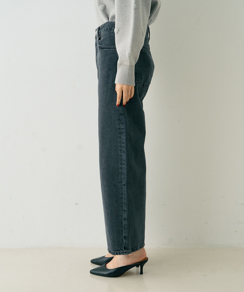 AGOLDE（エーゴールドイー）の「【AGOLDE/エーゴールドイー】ARC JEAN IN SYMBOLIC クロップド丈デニム（デニムパンツ・レディース・ブラック・24/26/25）」の19枚目の写真