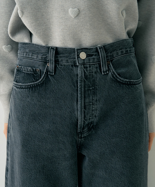 AGOLDE（エーゴールドイー）の「【AGOLDE/エーゴールドイー】ARC JEAN IN SYMBOLIC クロップド丈デニム（デニムパンツ・レディース・ブラック・24/26/25）」の22枚目の写真