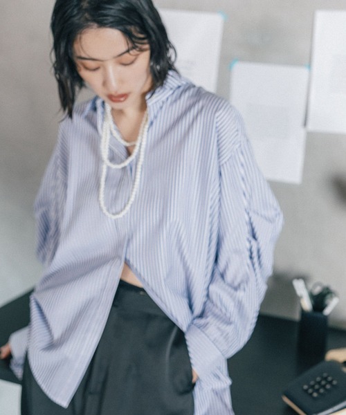 LEPSIM（レプシィム）の「《オフィスライン》タックボリュームスリーブシャツ　582126（シャツ/ブラウス・レディース・オフホワイト/ブルー/ストライプ・FREE）」の10枚目の写真