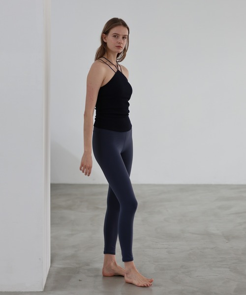 Julier Yoga and Relax(ジュリエヨガアンドリラックス)の「Julier リブクロスキャミソール(キャミソール・レディース・ホワイト/ネイビー/ブラウン・0/1)」の18枚目の写真