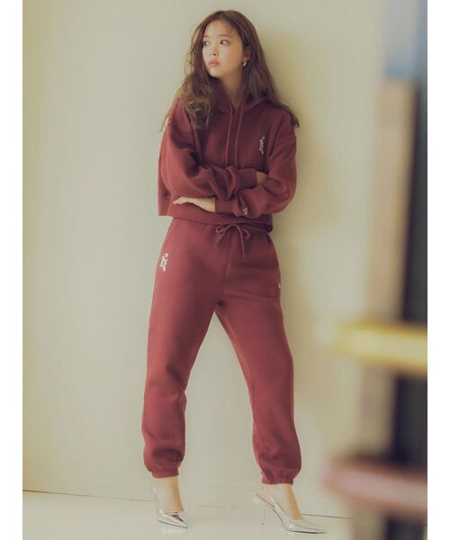 CALNAMUR（カルナムール）の「【CALNAMUR×NEW ERA】SWEAT PANTS CALNAMUR（その他パンツ・レディース・ミント/ブラウン・MEDIUM/LARGE）」の5枚目の写真