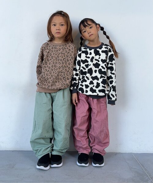 BREEZE（ブリーズ）の「【前後着用OK】どっちも正解 DAISUKI 総柄トレーナー（スウェット・キッズ・レインボー/グリーン/ベージュ/ミント/ラベンダー/レッド/ブラック/ブラウン・110/80/120/90/100/130/140）」の14枚目の写真