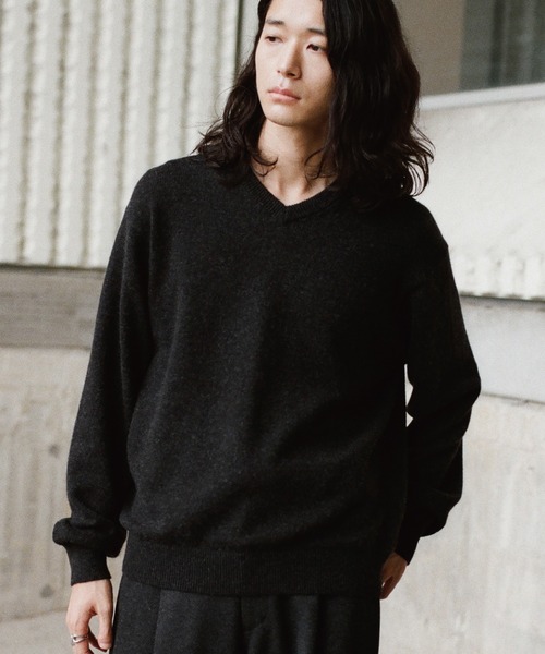 WYM LIDNM（ウィム バイ リドム）の「FOX BLEND STANDARD KNIT(V-NECK / CREW-NECK)（ニット/セーター・メンズ・アッシュブラウン/ホワイト系/ブルーグレー/ブラウン系2/ブラウン系/チャコール/レッド/グレー系・L/M/S）」の17枚目の写真