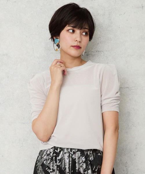 JETSET SOLO PLUS (ジェットセットソロプラス)の「【JETSET SOLO PLUS】タックショルダーベロアカットソー(Tシャツ/カットソー・レディース・ミント/ライトグレー/ブラック・FREE)」の3枚目の写真