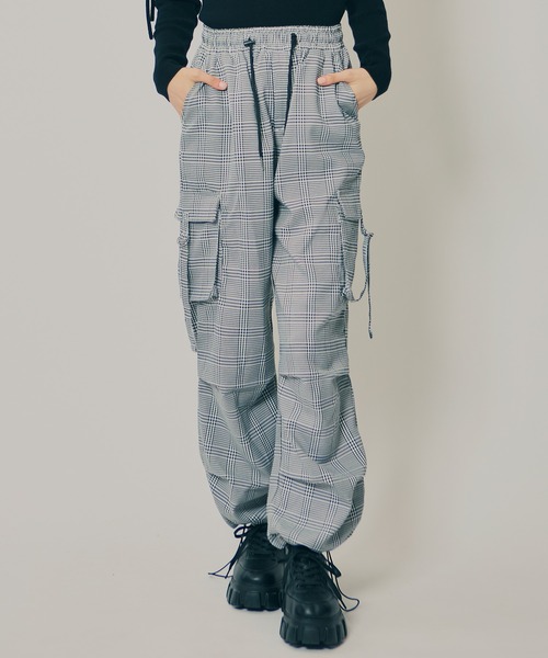 REDYAZEL（レディアゼル）の「タブポケットカーゴパンツ（その他パンツ・レディース・ブラウン系その他/ブラック/ブラック系その他・FREE）」の3枚目の写真