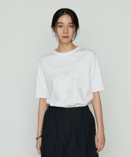 Gabardine K.T(ギャバジンケーティー)の「プレーティング天竺 星柄Tシャツ(Tシャツ/カットソー・レディース・ライトグレー/ホワイト/ブラック・9号/5号)」の2枚目の写真