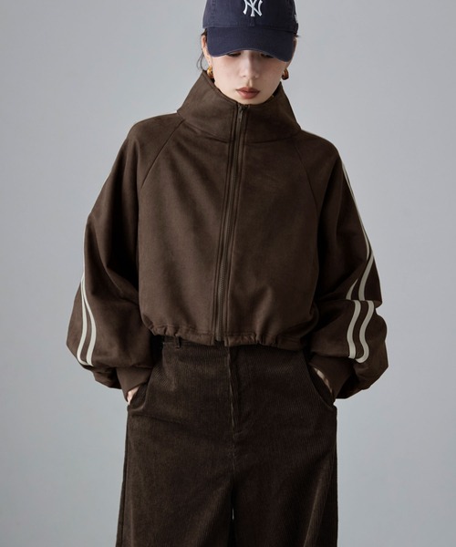 etoll.（エトル）の「サイドラインスエード調トラックジャケット（ブルゾン・レディース・ブラウン/アイボリー/チャコール・M）」の10枚目の写真