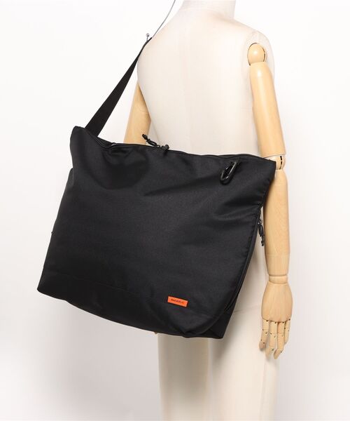 MAKAVELIC(マキャベリック)の「【RES】【MAKAVELIC】URBAN MESSENGER BAG(ショルダーバッグ・メンズ・ブラック・FREE)」の13枚目の写真