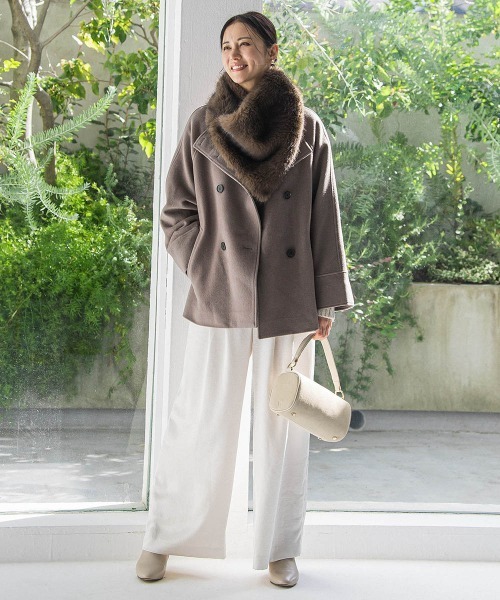 LAUTREAMONT(ロートレアモン)の「カリーヌサテンパンツ≪洗える≫(その他パンツ・レディース・オフホワイト/チャコールグレー・9号/11号/7号)」の4枚目の写真