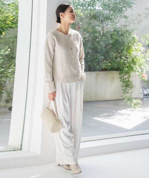 LAUTREAMONT(ロートレアモン)の「カリーヌサテンパンツ≪洗える≫(その他パンツ・レディース・オフホワイト/チャコールグレー・9号/11号/7号)」の6枚目の写真