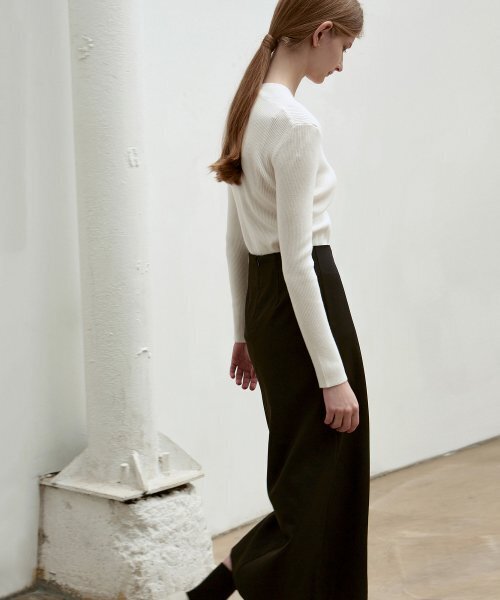 NICK&NICOLE（ニックアンドニコール）の「BUTTON SLIM KNIT CARDIGAN_IVORY（カーディガン/ボレロ・レディース・その他・FREE）」の3枚目の写真