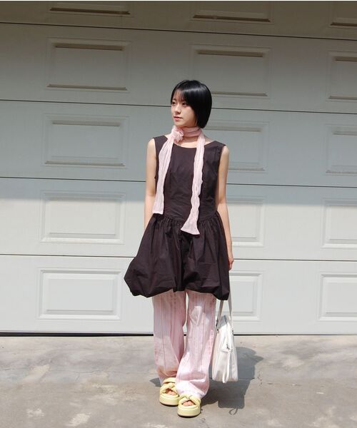 NICK&NICOLE（ニックアンドニコール）の「BUTTON SLIM KNIT CARDIGAN_IVORY（カーディガン/ボレロ・レディース・その他・FREE）」の4枚目の写真