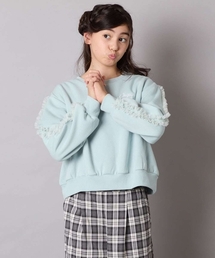 a.v.v（アーヴェヴェ）の「[100-160]【WEB限定商品/裏起毛/チュールフリル/ワンポイント刺繍/クロップド丈】チュールスリーブクロップドトレーナー（スウェット）」