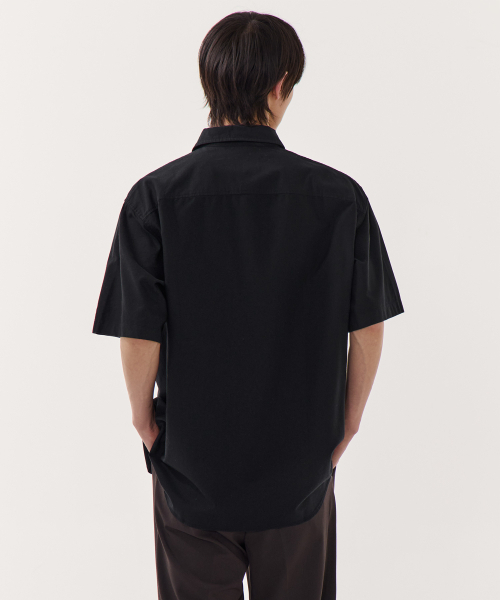 MUSINSA STANDARD（ムシンサスタンダード）の「リラックスドオックスフォード半袖シャツ[ブラック]（シャツ/ブラウス・メンズ・その他・LARGE/X-LARGE/SMALL/MEDIUM/XX-LARGE）」の3枚目の写真