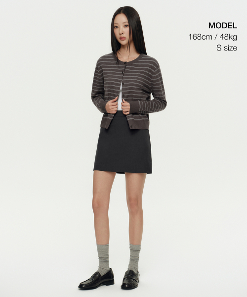 MUSINSA STANDARD WOMAN(ムシンサスタンダードウーマン)の「レディースベーシックミニスカート【グレー】(スカート・レディース・その他・SMALL/MEDIUM/LARGE/X-SMALL)」の3枚目の写真